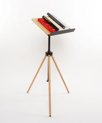 Tripod 24 Noisy Clan holds heavy books