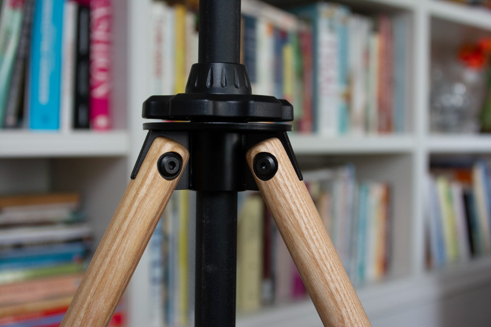 grandstand height adjust on tripod base
