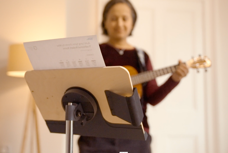 music sheet holder