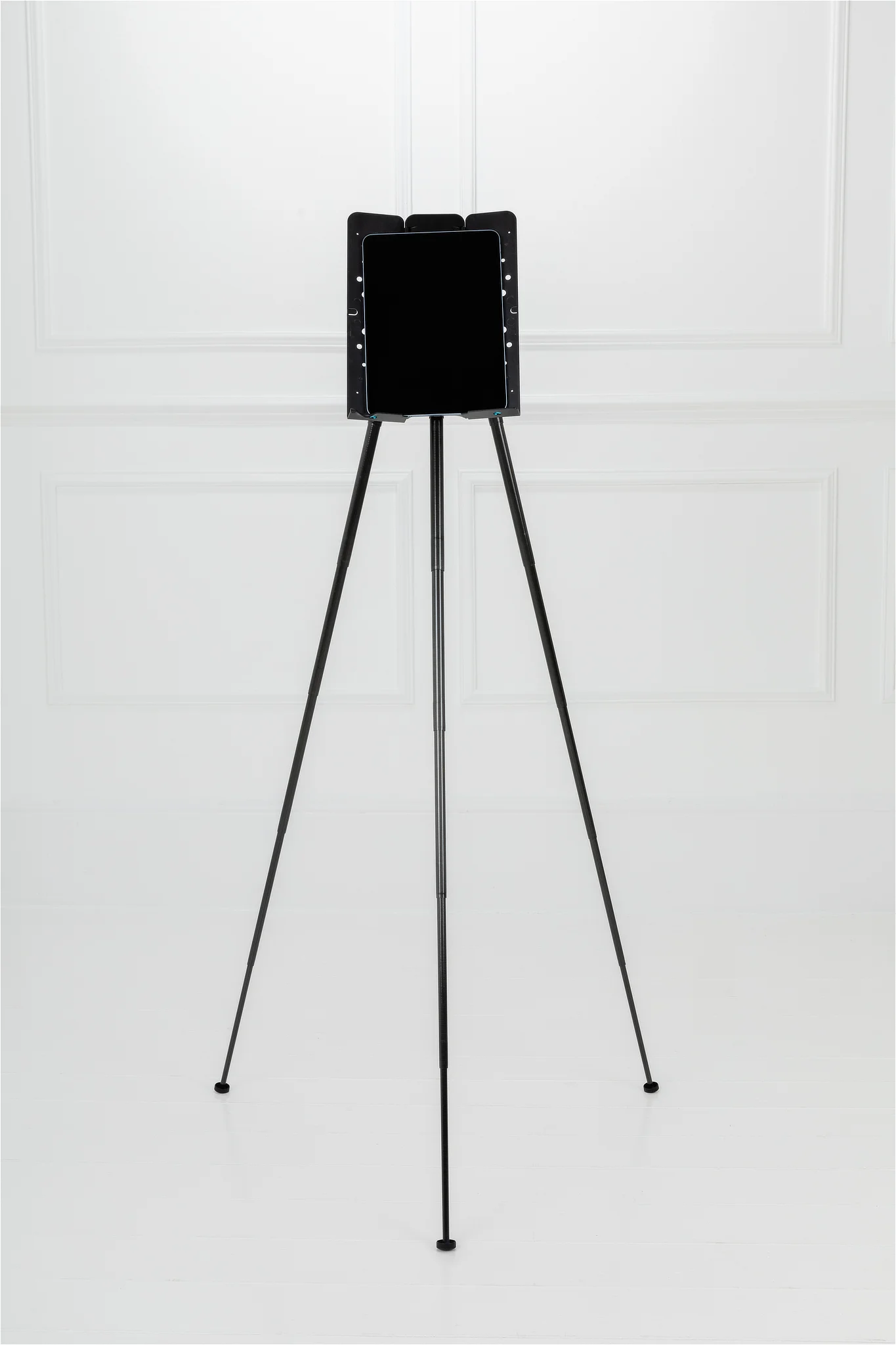Wee Stand. Music Stand. Noisy Clan